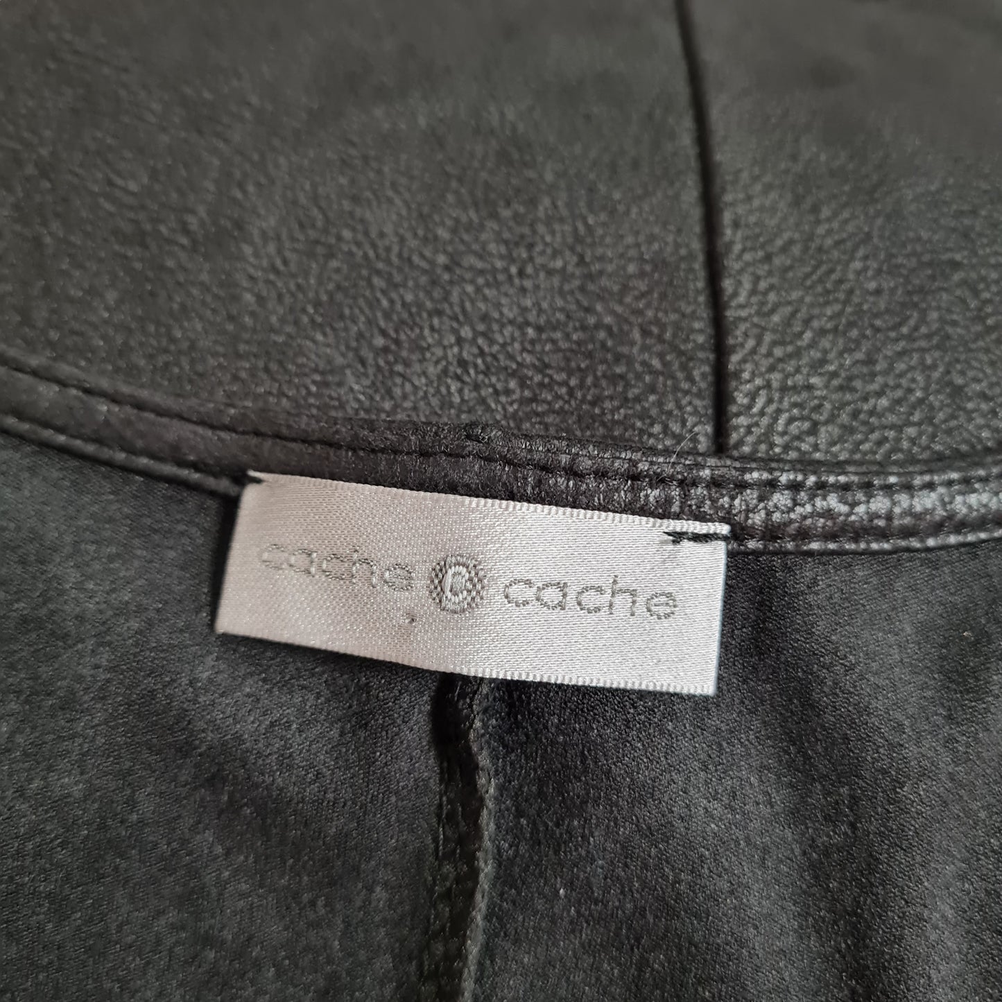 T38 | Robe | Cache Cache (8)